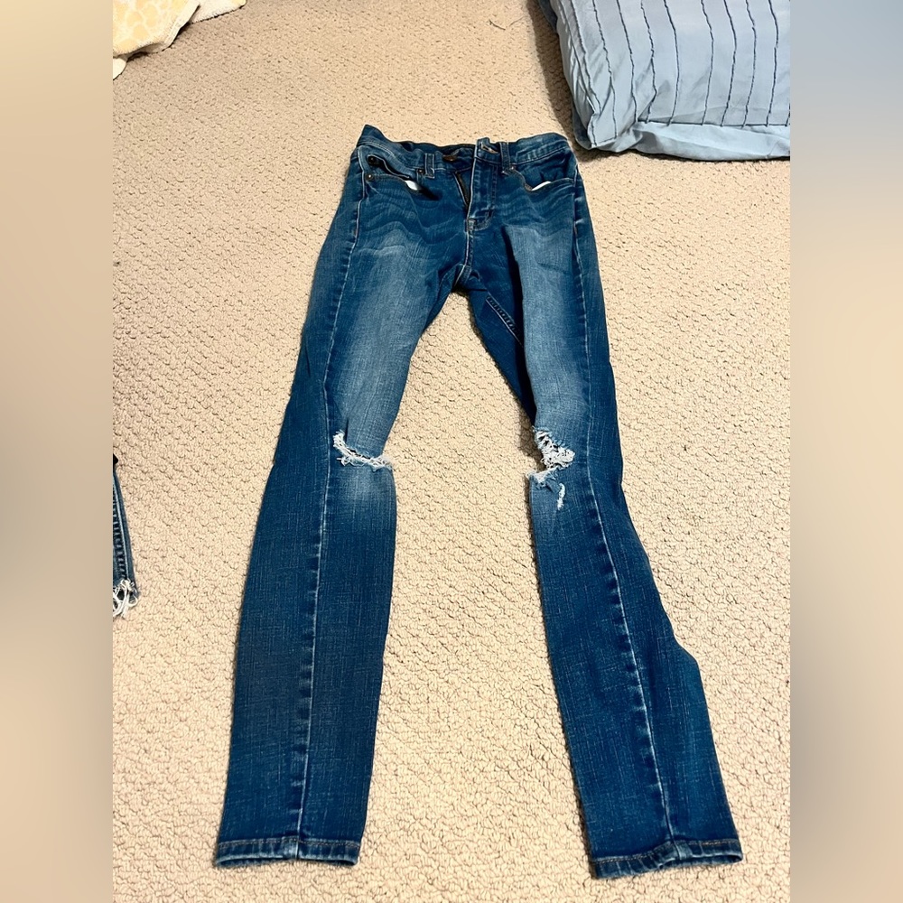 Ripped jeans